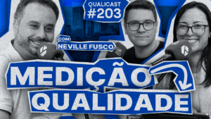 Profissional realizando medição em processo industrial para garantir qualidade e confiabilidade dos dados